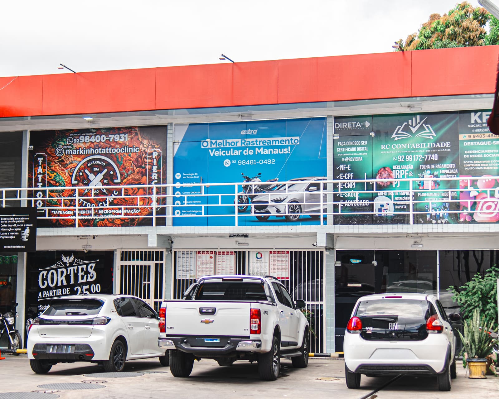 Fachada da Extra Serviços no Posto de Gasolina Atem, Av. Cosme Ferreira, Zumbi dos Palmares, Manaus