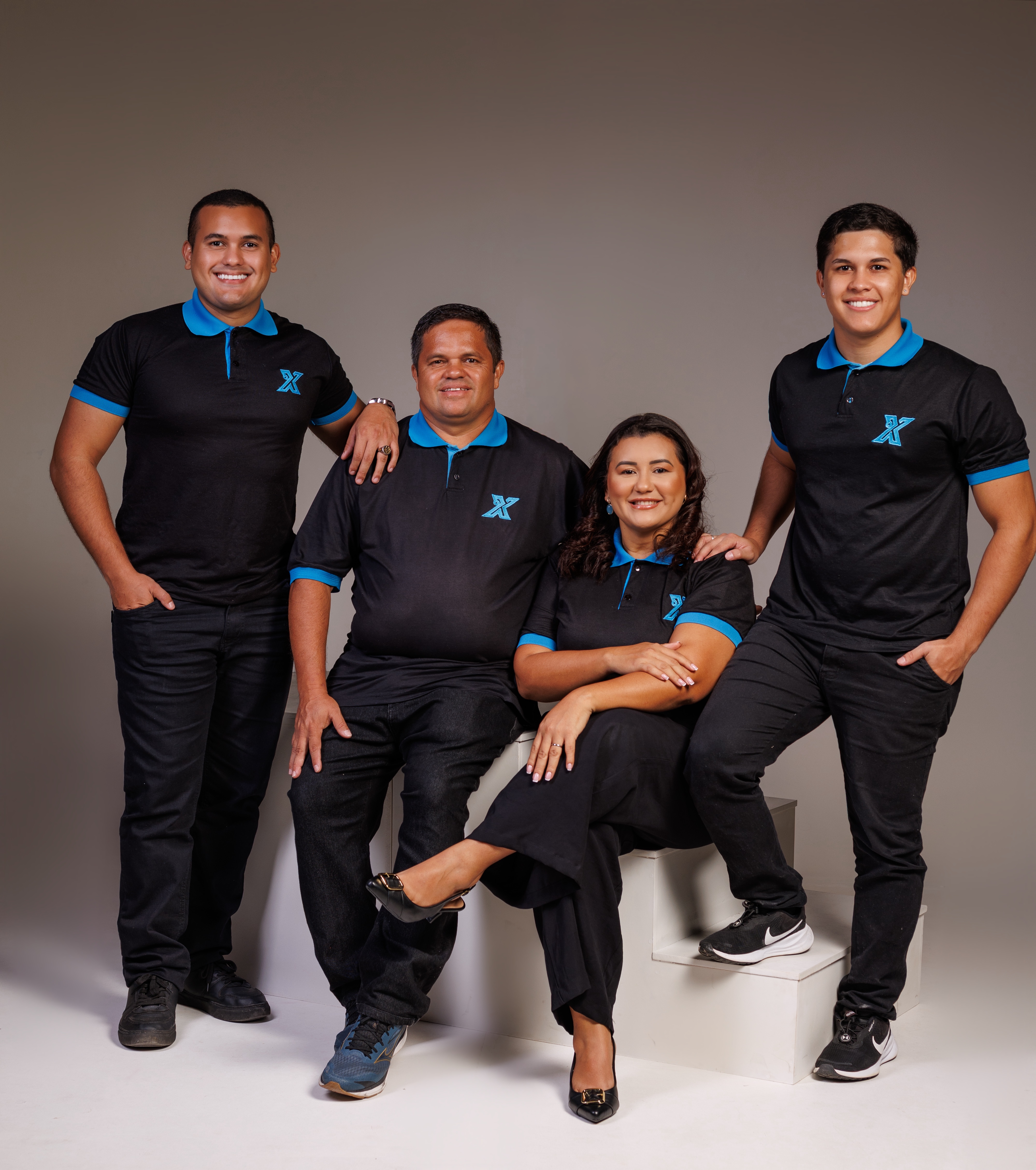 Equipe Extra Serviços: Alex Martins (fundador), Suziana Lima, Alex Silva e Luan Martins, família que fundou e lidera a empresa em Manaus